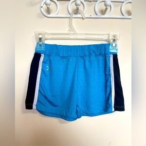 Kids short / girls/ new without tag